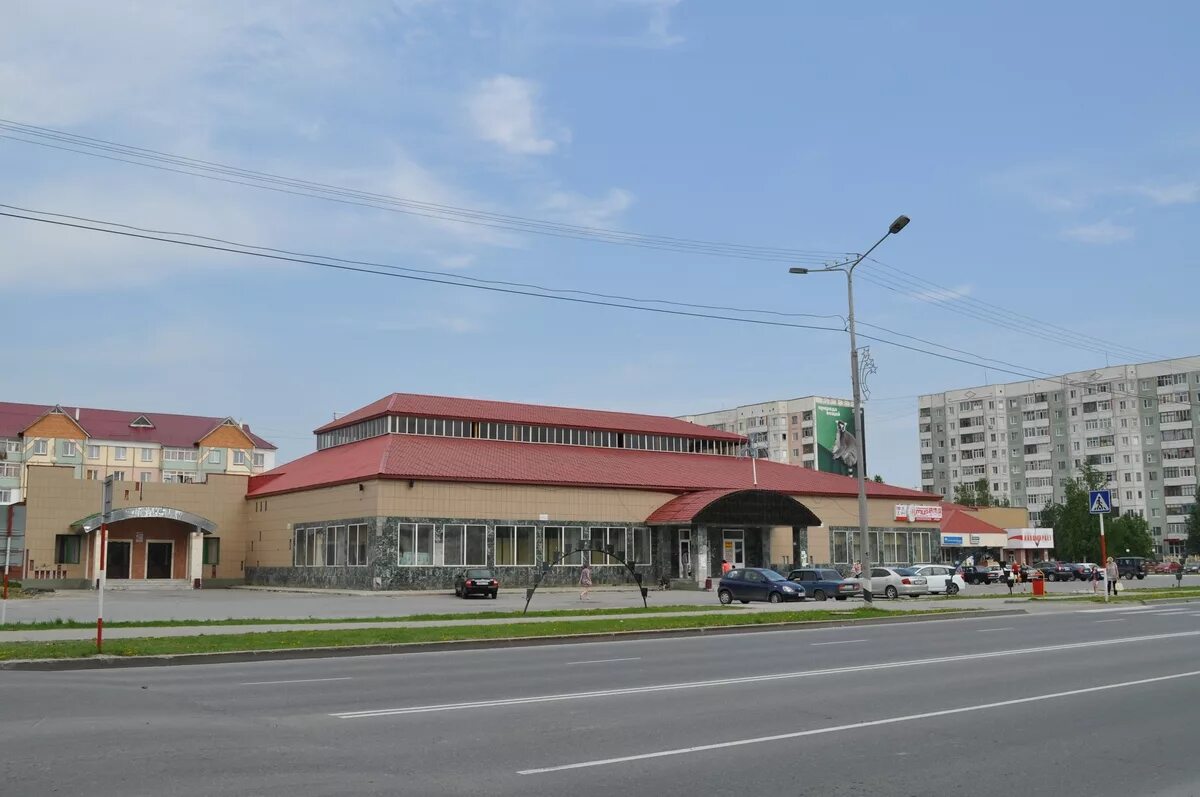 Хмао г мегион. Юрина 289 барнаул. Мегион центр города. Нефтяников город мегион. Мегион центр.