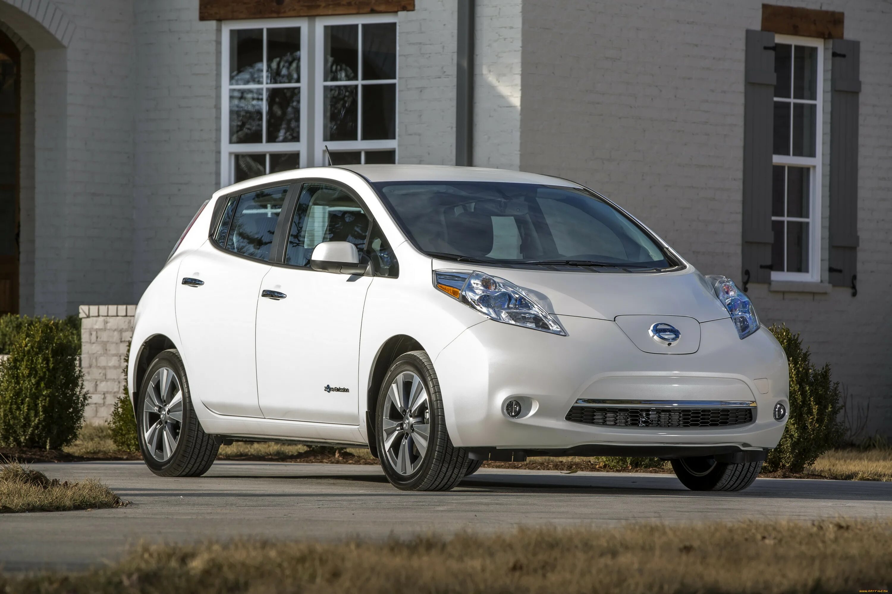 Nissan leaf 2016. Nissan leaf 1. Nissan leaf nismo. Nissan leaf 2010. Nissan leaf 2011.