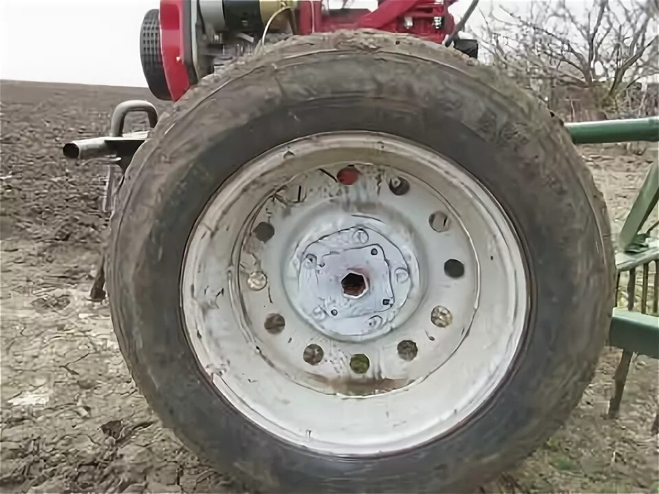 Утяжелители на мотоблок ока. Грунтозацепы для автомобиля r13. Грунтозацепы из дисков ваз для мотоблока. Грунтозацепы из дисков ваз для мотоблока. Вазовские колеса на мотоблок.