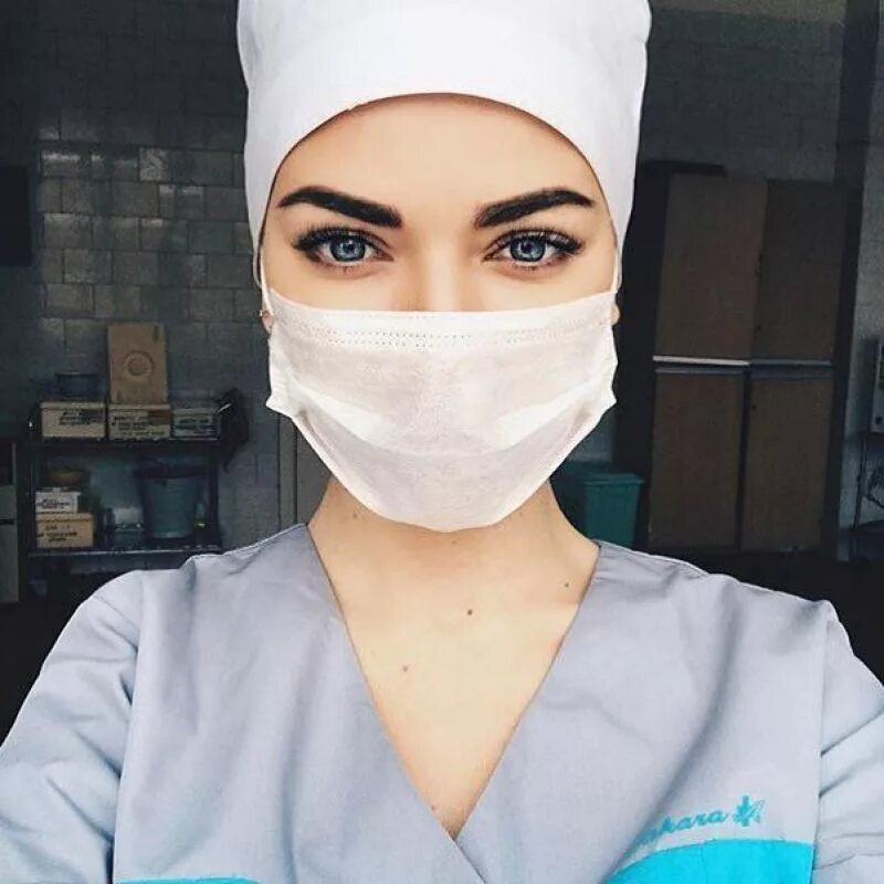 лицо медсестры