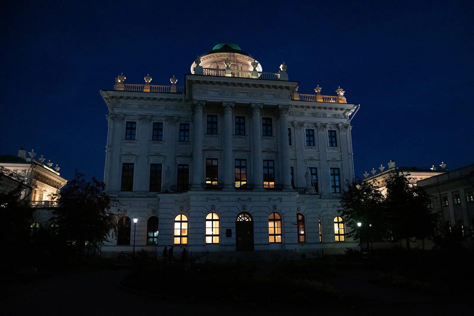 дом пашкова в москве экскурсии. экскурсия дом пашкова ночью. дом пашковых в москве экскурсии. дом пашкова в москве (1784 – 1786 гг. дом пашковых в москве экскурсии.