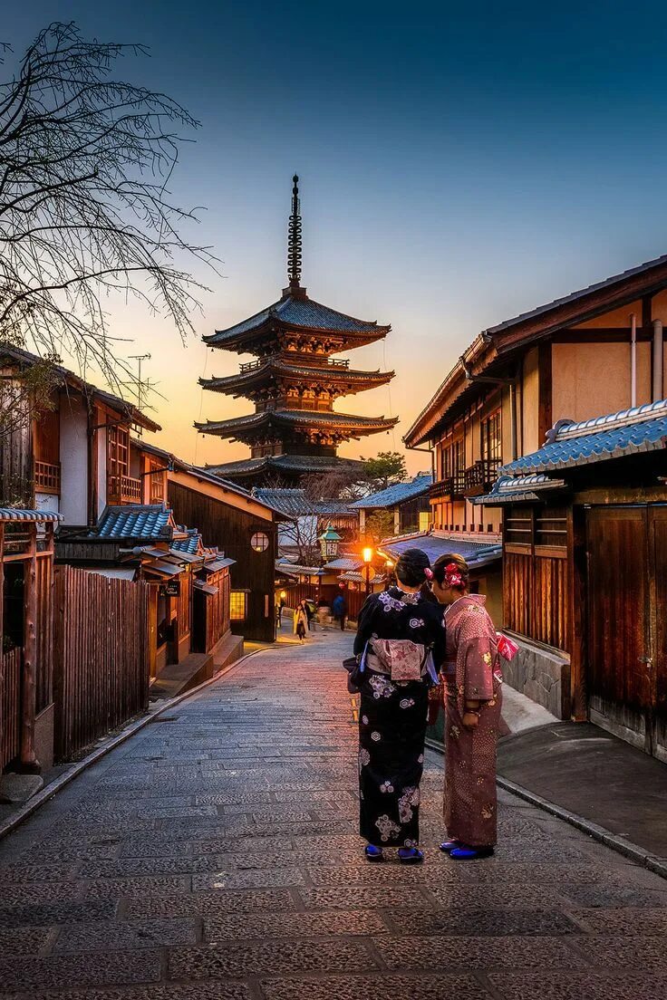 Погода в киото реальные фото. Храм киото гион. Киото прогноз. Киото прогноз. Киото (город в японии).