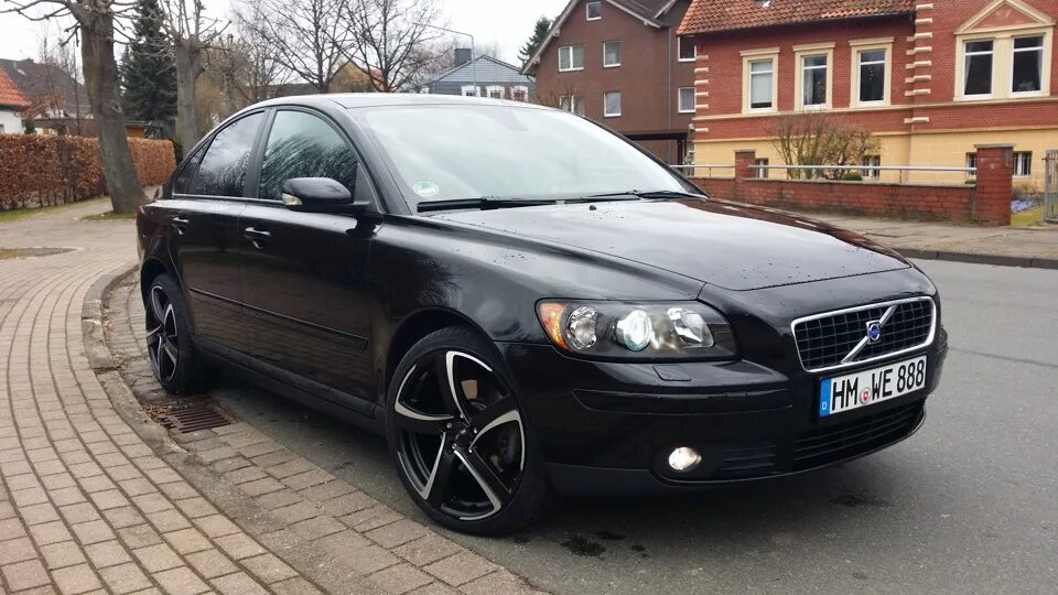 Диски на вольво s40. Диски на вольво s40. Volvo s40 ii диски r17. Диски на вольво s40. Диски на вольво s40.