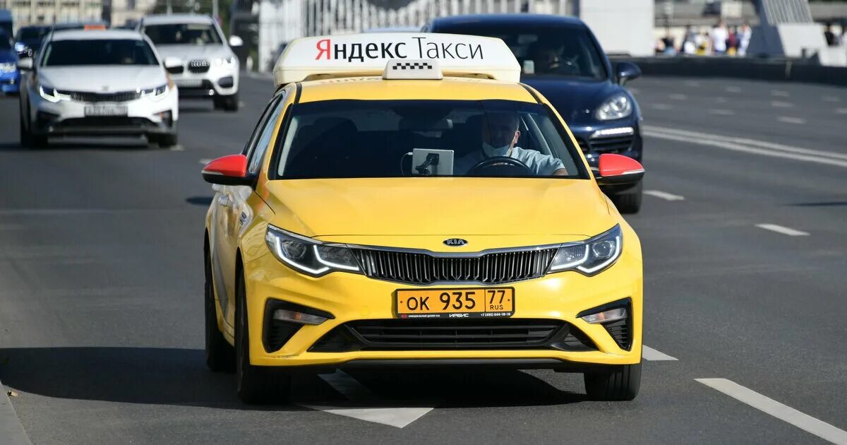 Безопасные сиденье авто. Правила перевозки детей в автомобиле в 2022 с 0 до 7. Такси люлька. Детское кресло в машину. Автокресло для новорожденных в автомобиле.