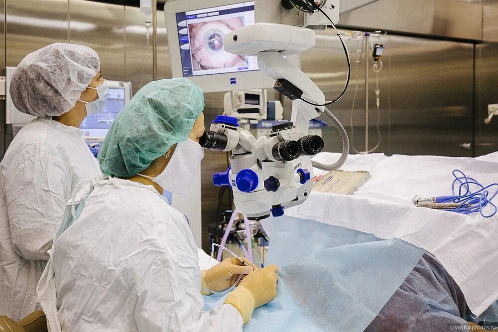 4 государственная больница. платная медицина. российская ядерная медицина. оснащение инфекционного кабинета в поликлинике. современная медицина.