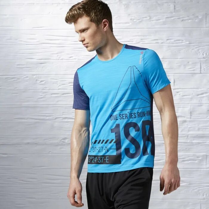 One series many. Футболка рибок мужские. рибок футболки мужские спортивные. reebok series 01. футболка reebok one.