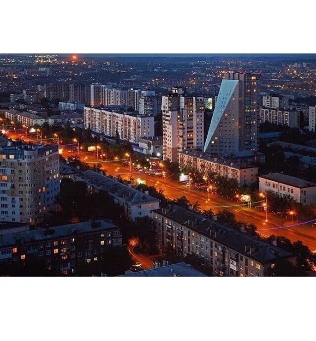 Улица проспект октября. Проспект октября уфа. ночной проспект октября уфа. уфа ночью проспекте.