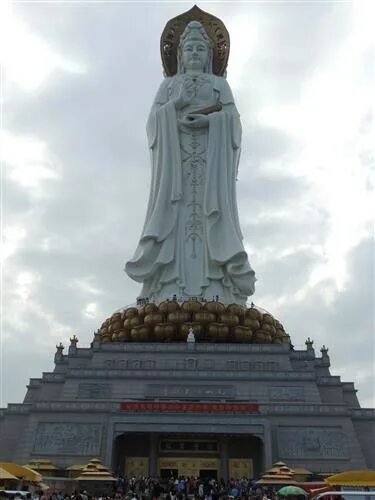 San ja. Nanshan Temple Санья. Nanshan Temple. Санья картины города.