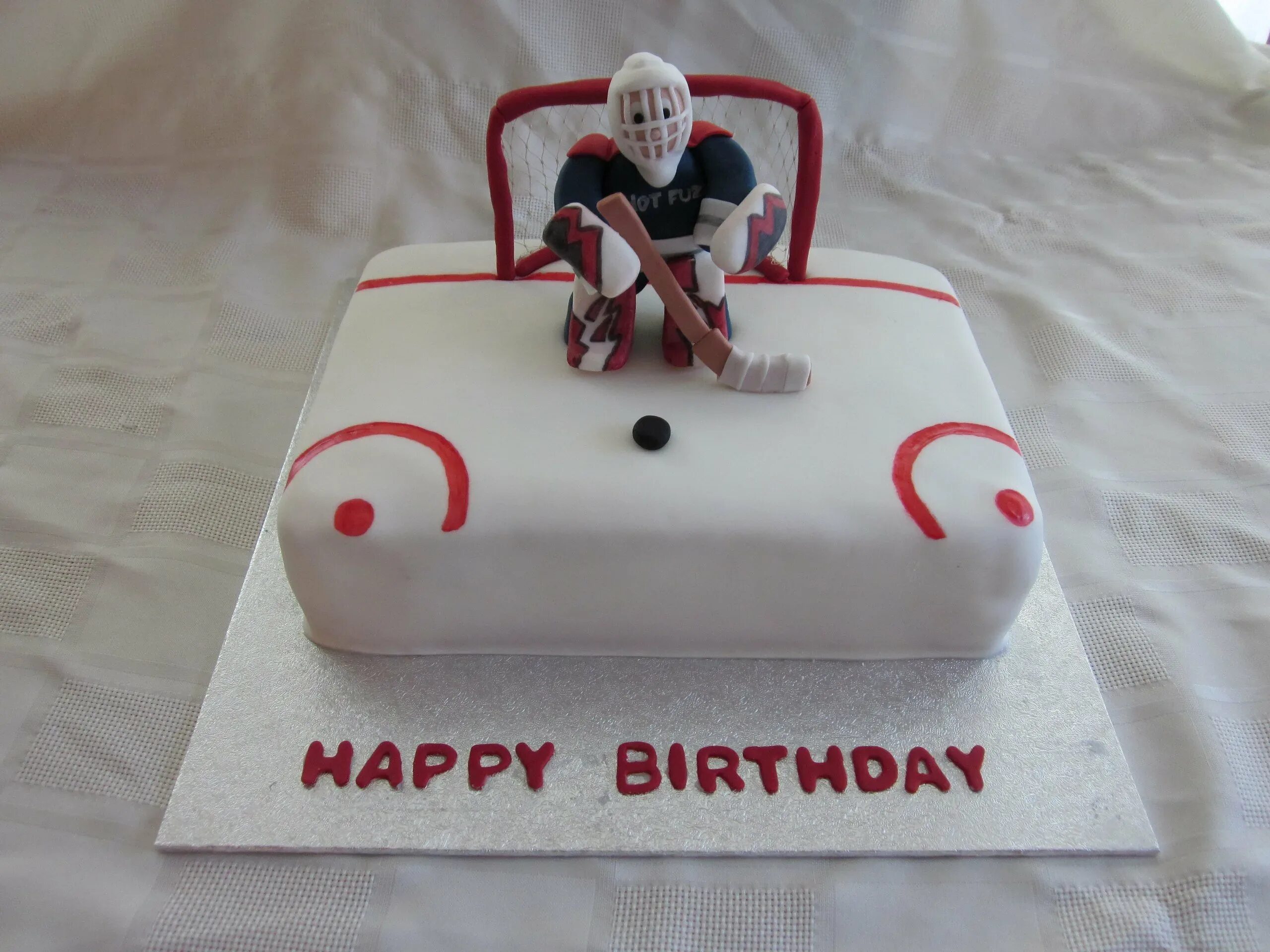 День тренера поздравление хоккей. С днём рождения хоккеиста. Торт хоккей. Поздравления с днём рождения хоккей. Торт для хоккеиста вратаря мужчине.