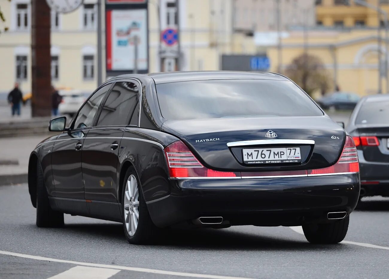 Автомобиля 76. АМР 77 Мерседес. Майбах 77. Maybach 62s Жириновского. Майбах а140мр 77.