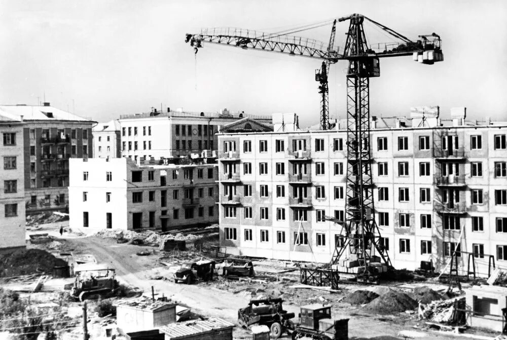Панельный дом стройка. Проект ясенево 1975. Хрущевки панельные постройки 1957-1970. Широкомасштабное жилищное строительство. Ссср на стройке.