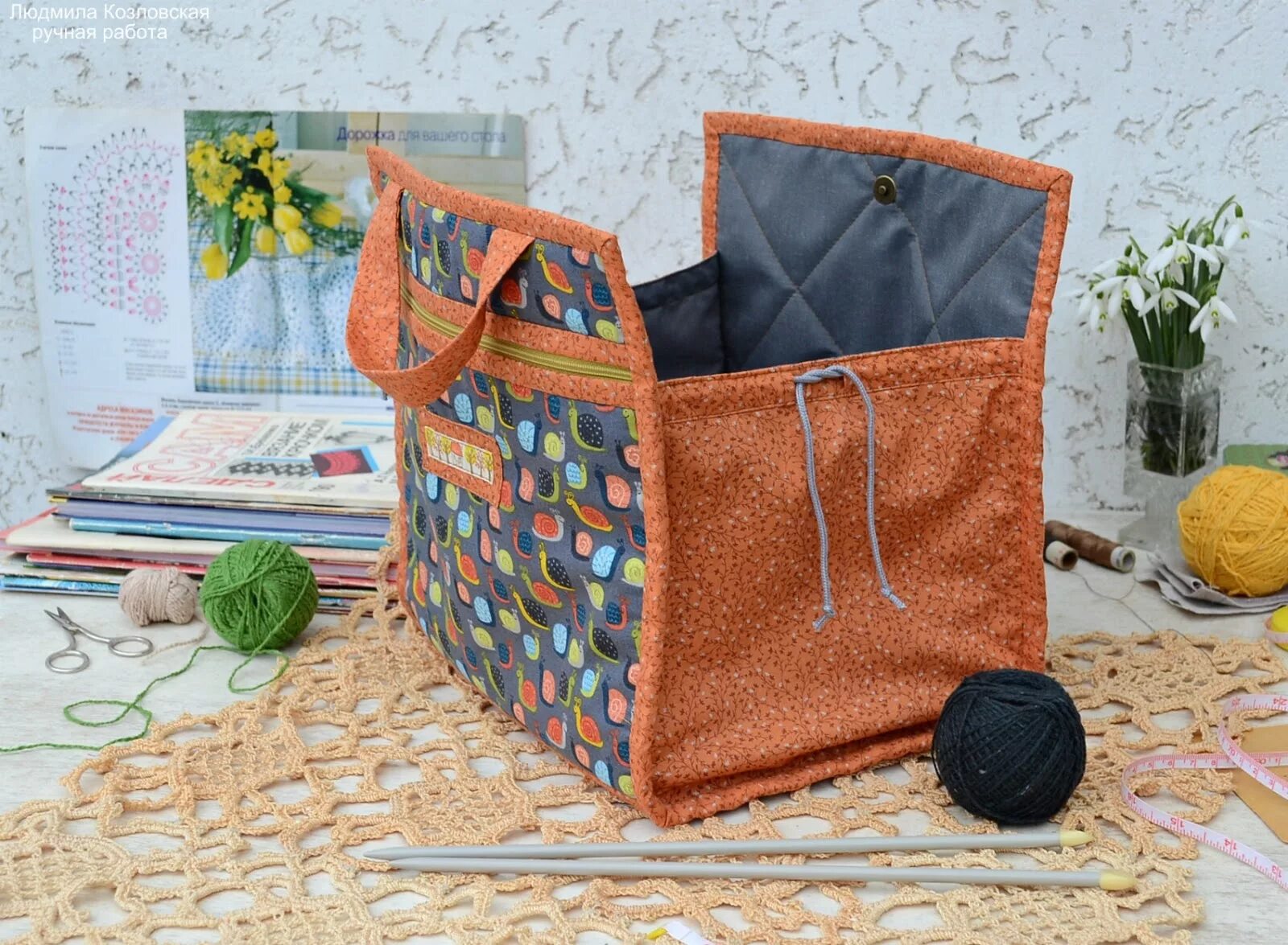Сумка для рукоделия своими руками. Текстильные корзинки для рукоделия. Органайзер для рукоделия. Изделия из лоскутного шитья. Пэчворк сумки.
