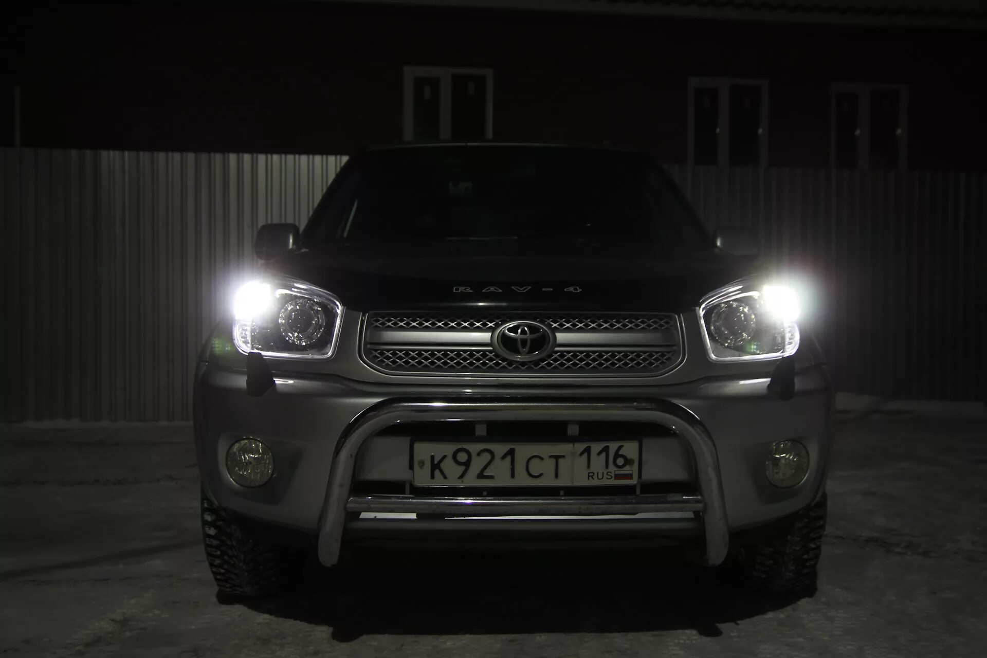 ДХО рав 4 3 поколения. Ходовые огни Тойота рав 4. Rav4 2011 led модули. Тойота рав 4 ха 30 светодиодные фары.