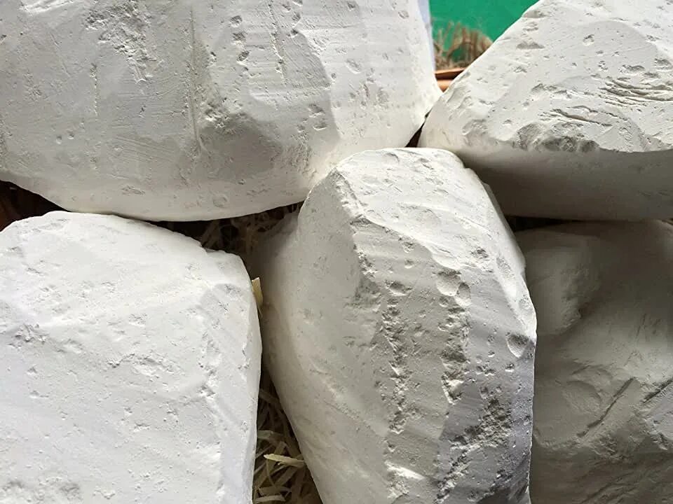 Пиленый мел для еды. Мел валуйчик. Мел натуральный кусковой. Мел горная порода. Мел съедобный.