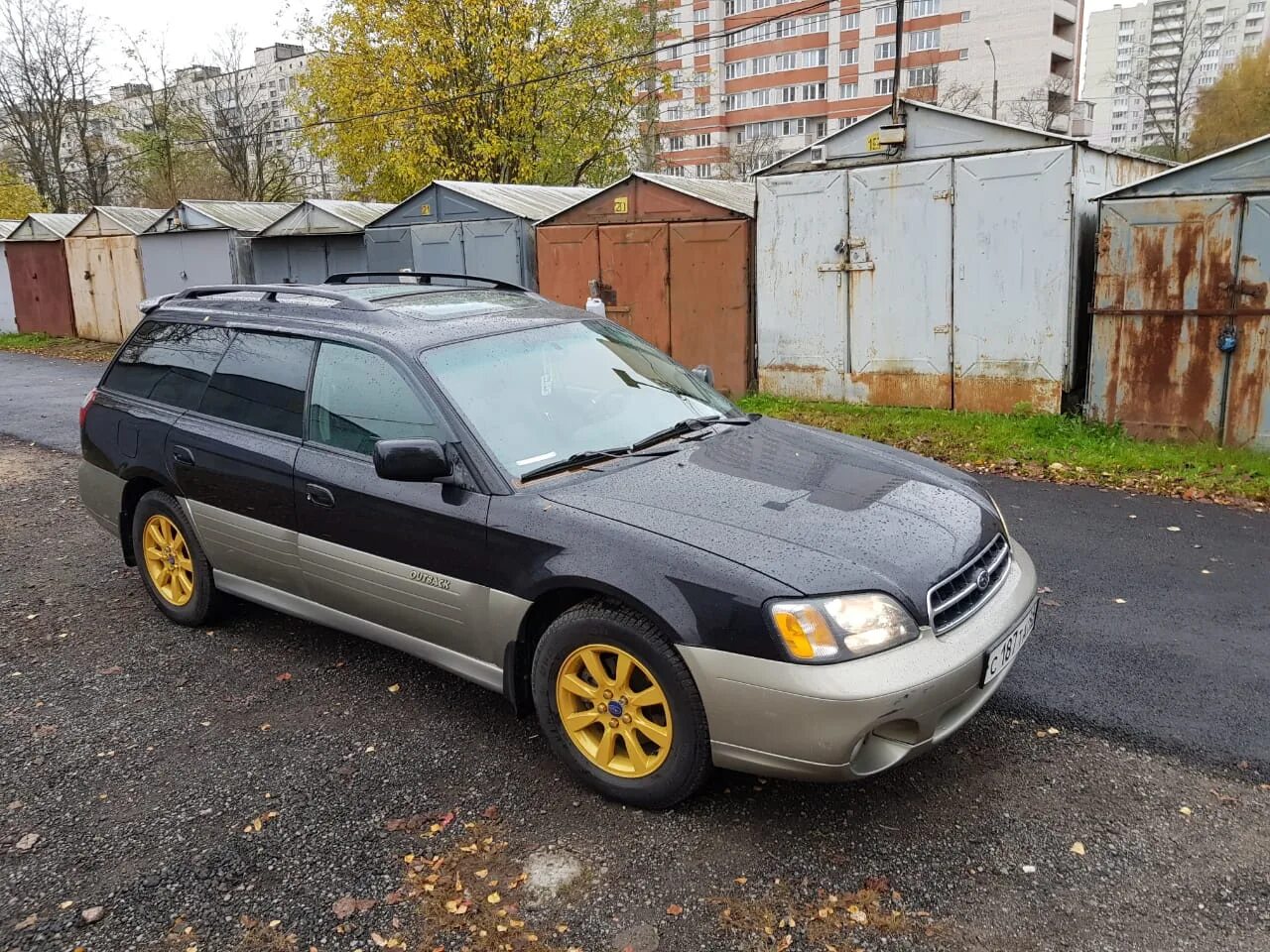 Субару Аутбек американец. Subaru Outback седан 2000 американец. Субару Аутбек 2000 американка. Субару Аутбек 2005 седан американец. Аутбек 2000 года