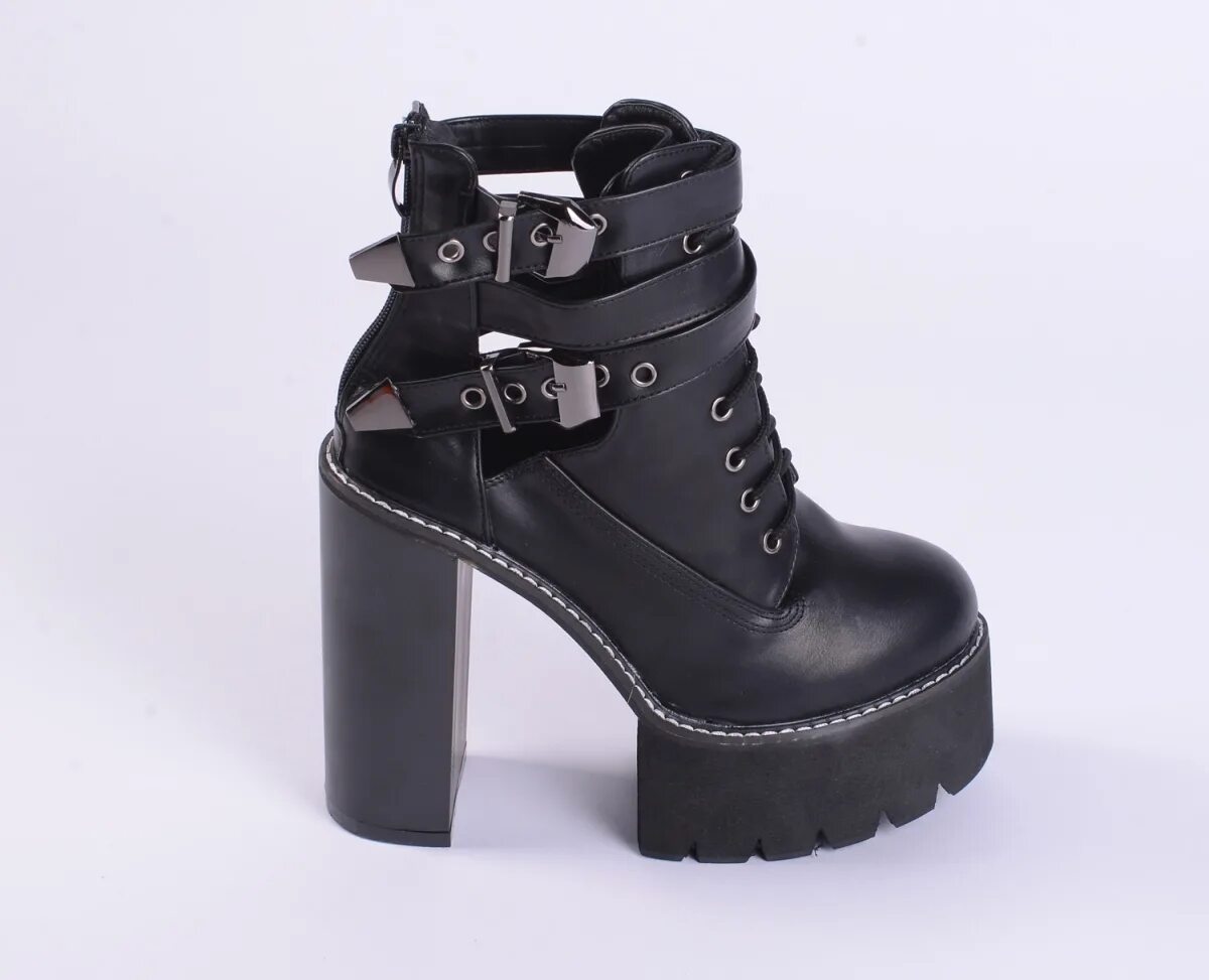 Ботильоны на платформе и каблуке. Ботильоны на высоком каблуке и платформе. Ботинки на каблуке. Ботильоны на платформе и каблуке. Ботильоны на платформе и каблуке.