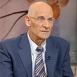 Врач интервью. Известные врачи, профессора. Давай профессор даю. Шариков и профессор мем. Анекдот про профессора.