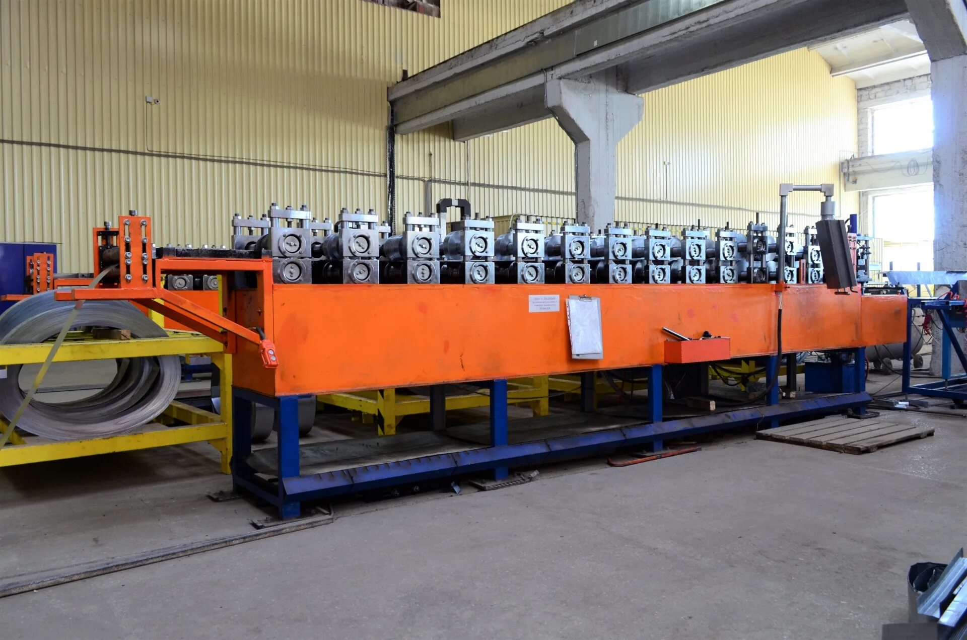 Станок для производства подвесов пп60/27. Станок мобипроф для производства профиля гкл 60*27,27*28. Технология производства профиля. Чтрехручьвая линия станок для производства профиля для гипсокартона. Технология производства профиля.