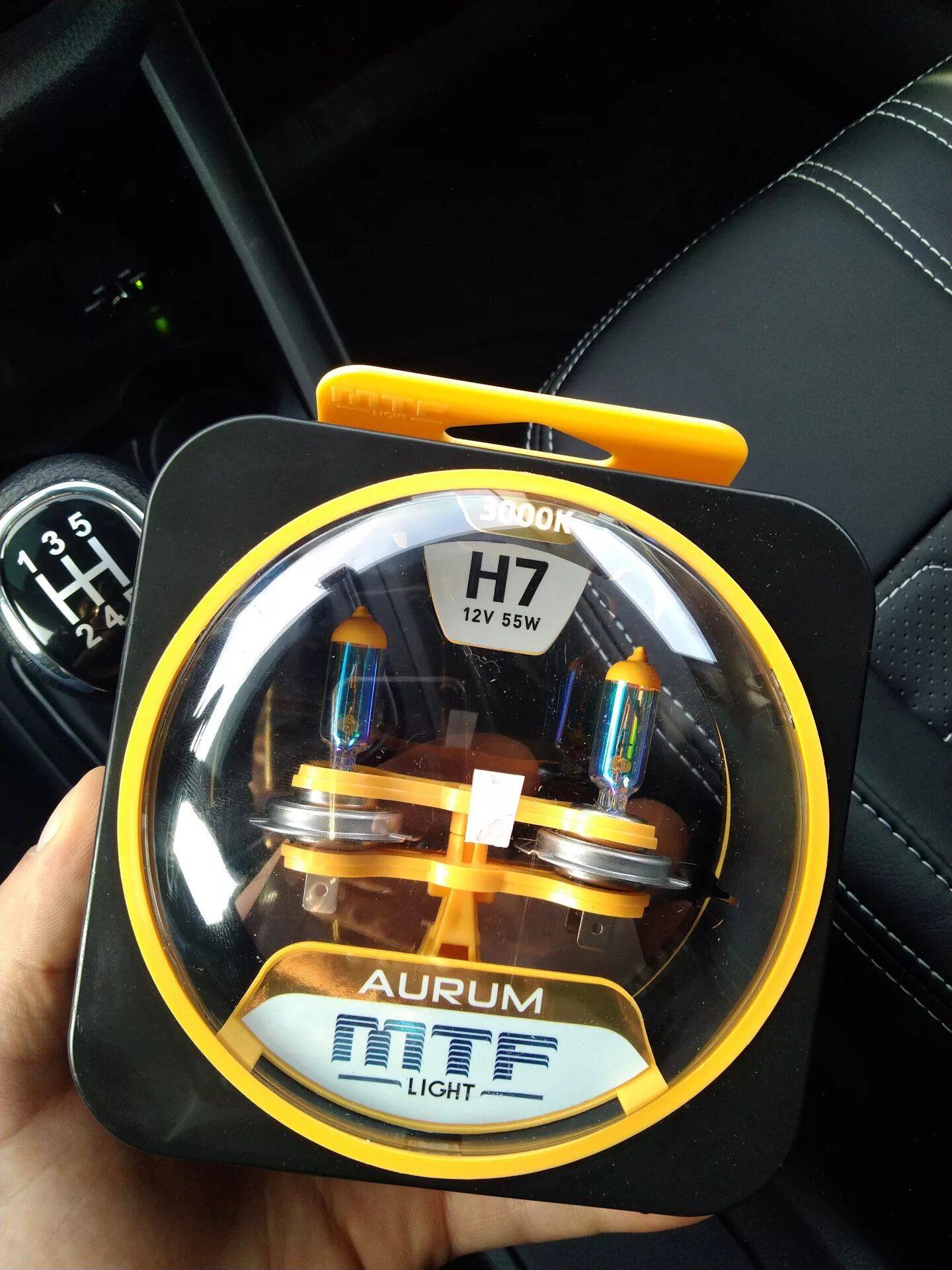 Лампы mtf aurum. Лампы aurum mtf. лампочки mtf h7. mtf aurum h7. h7 лампа mtf желтый.