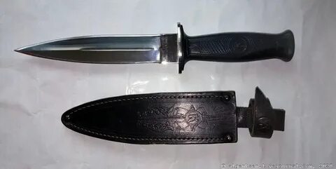 4 кинжала