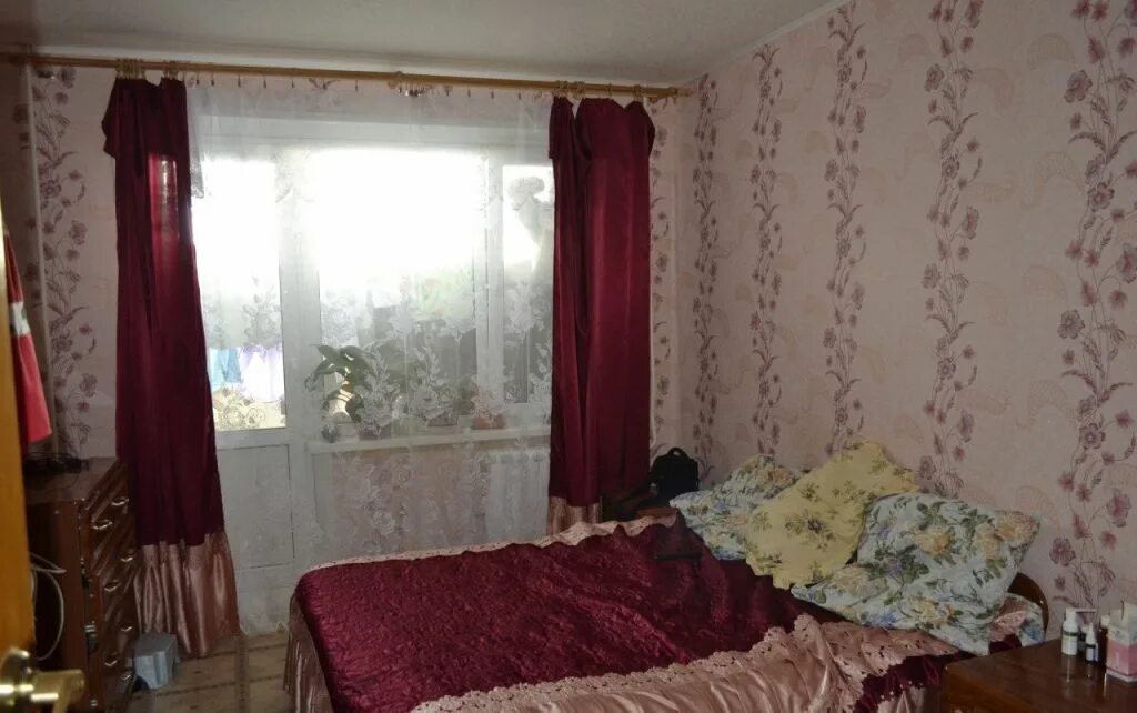 Проспект ватутина 11. Диваны в красной яруге. Красный коммунар оренбург. Ватутина 11 белгород квартира 66. Сдам квартиру в новосибирске фото.