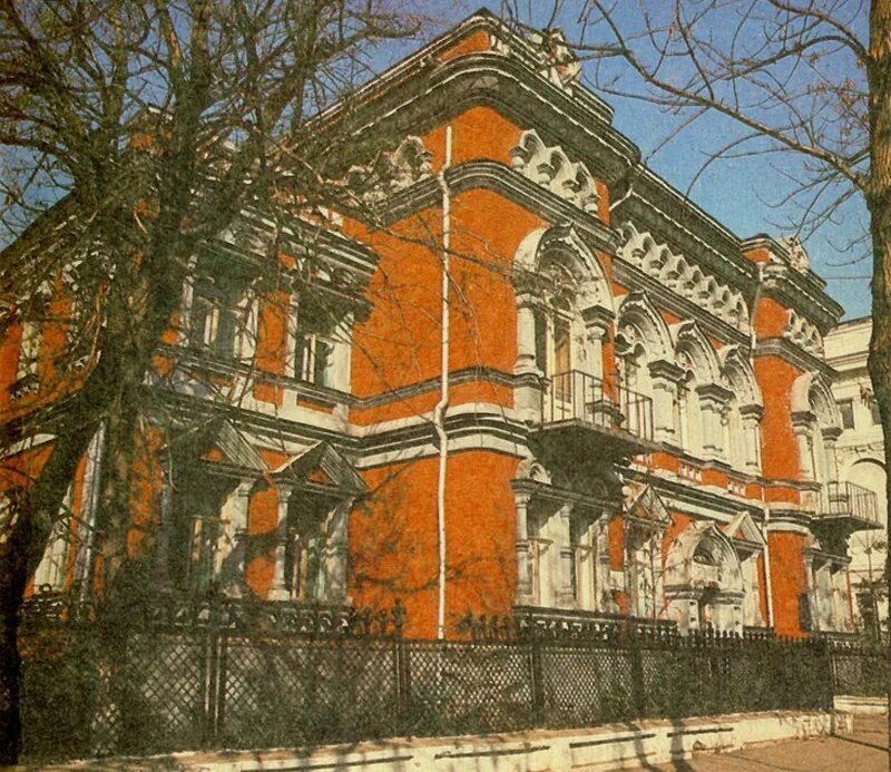 Земские имения кинель. Особняки великого устюга. Сольвычегодск дом купцов строгановых. Земские имения кинель. Царицынский уезд саратовской губернии.