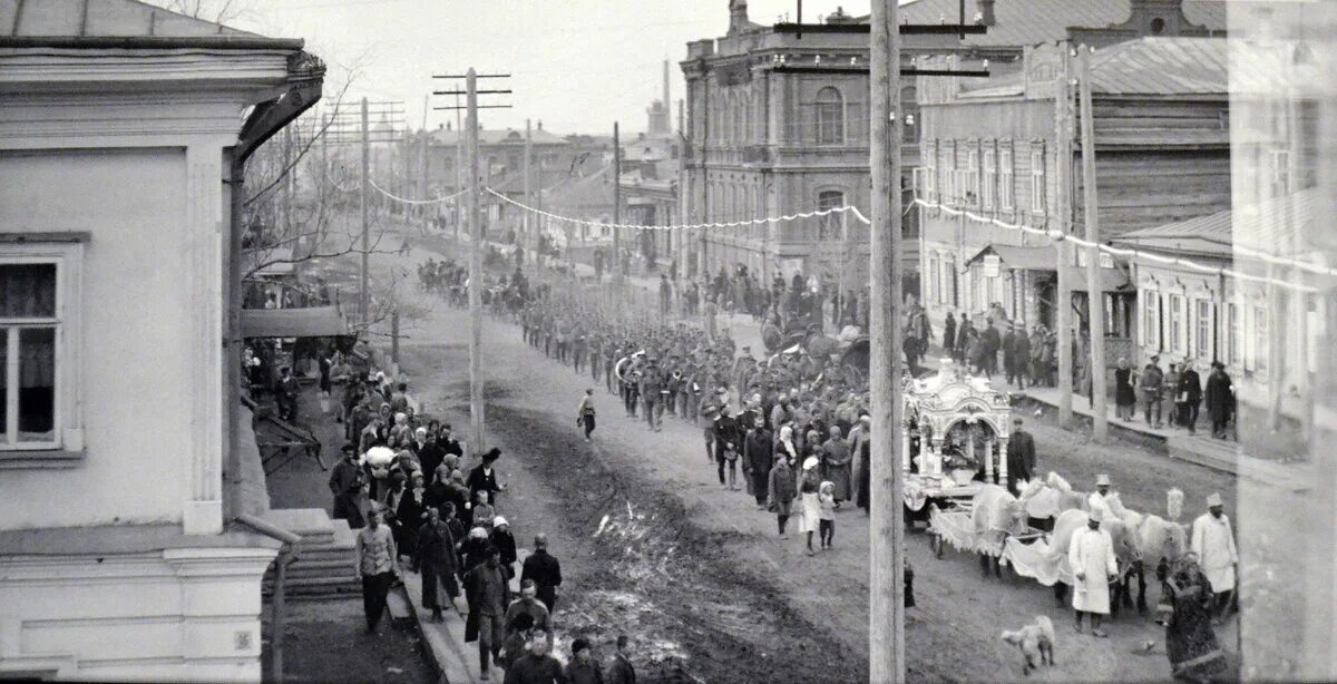 Омск 1944. Омск 1941 год. Омский завод электроточприбор. Омск 1941 год. Колчак омск 1918.