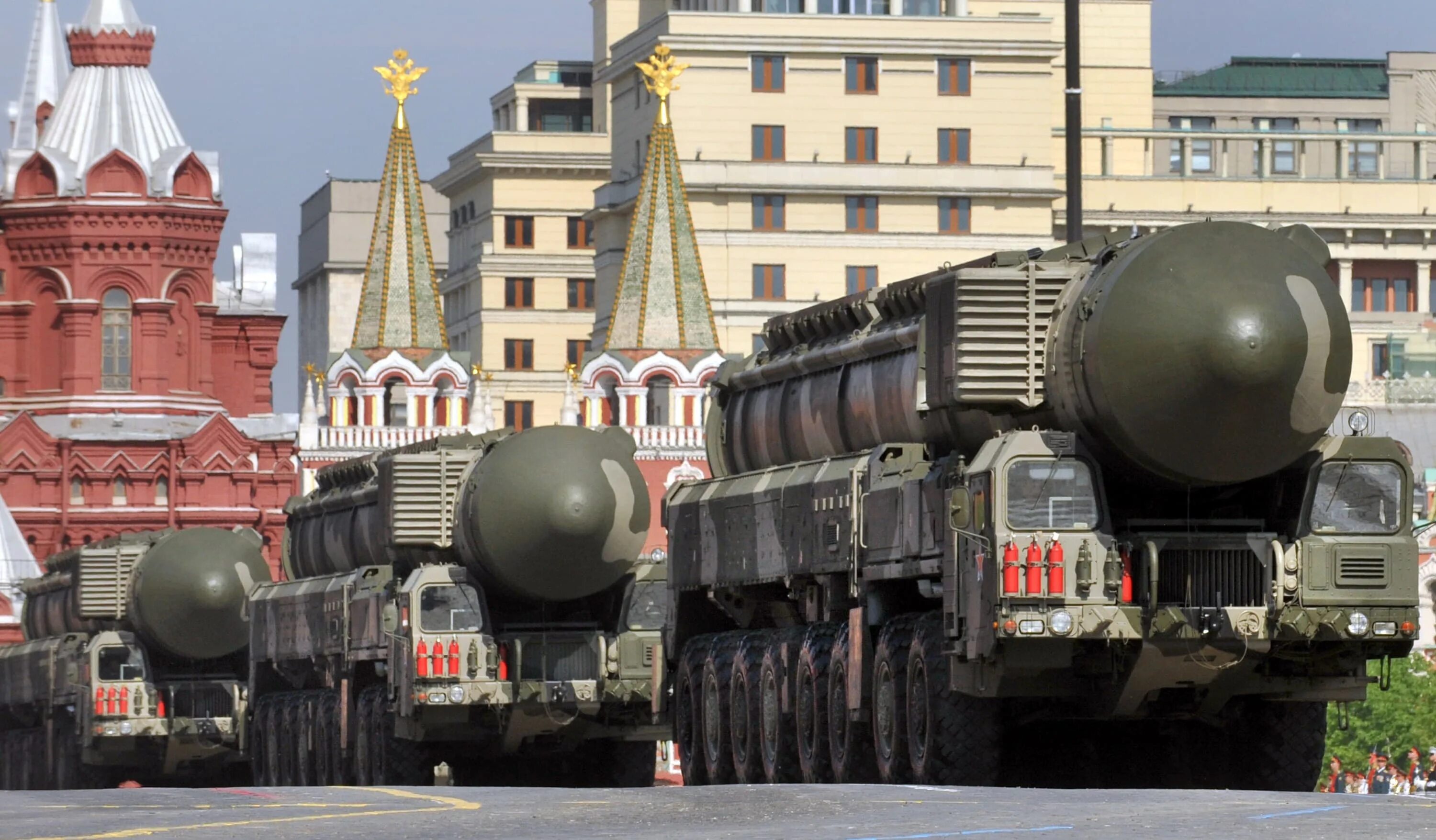 Ракетно ядерный щит ссср. Ракетные войска стратегического назначения Российской Федерации. Войска РВСН РФ. Ярс ракетный комплекс. Армия РФ РВСН.