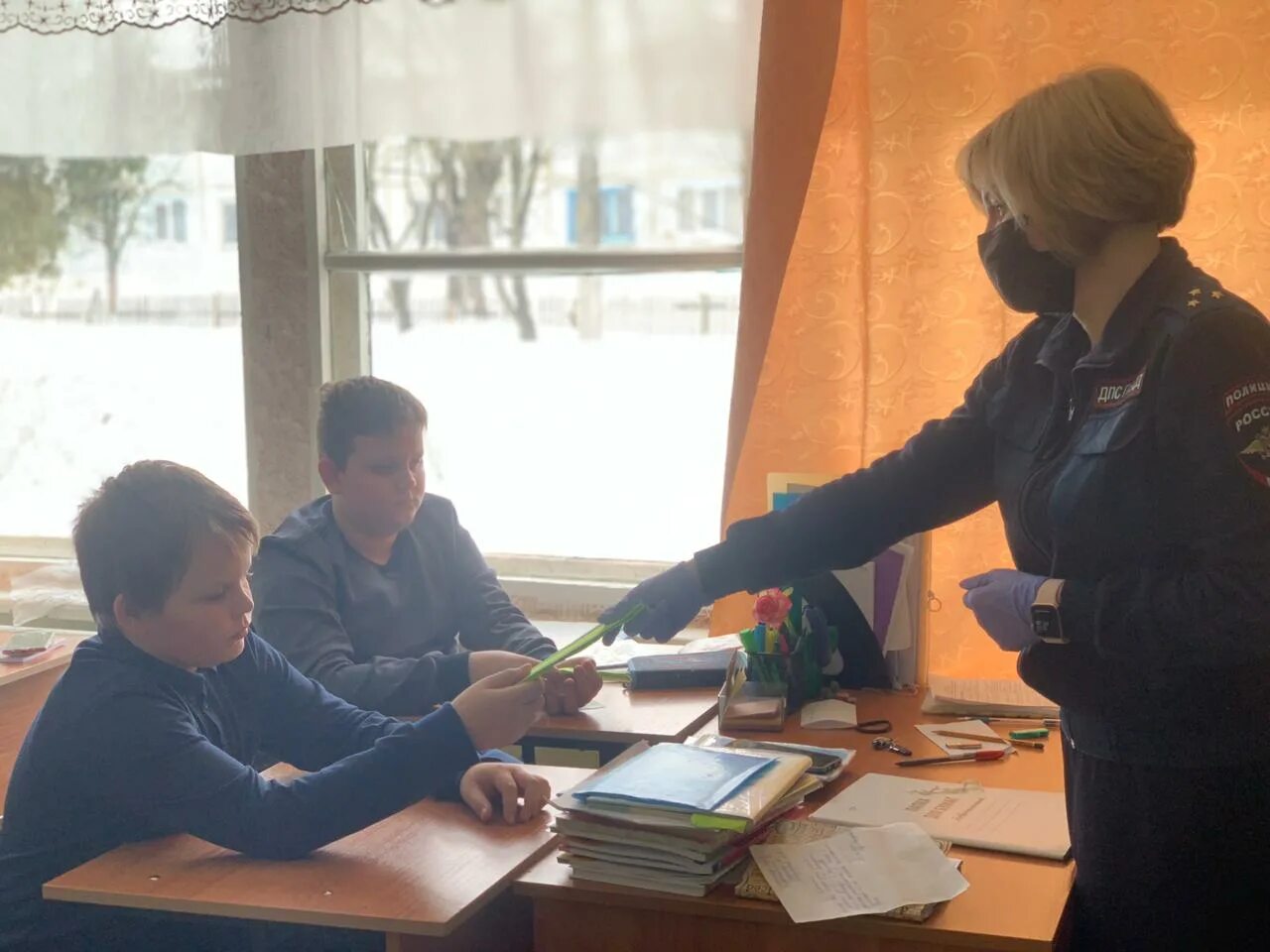 Первомайский центр образования. Первомайский ЦО Новомосковск. МКОУ Первомайский ЦО работники. Первомайский центр образования Новомосковск учителя. Мкоу первомайский