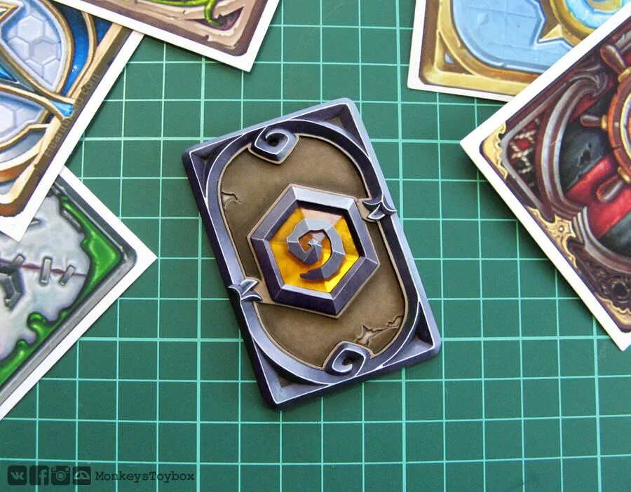 Карточная игра hearthstone. Рубашки хартстоун. hearthstone рубашки. хартстоун наборы карт. hearthstone в реальной жизни.