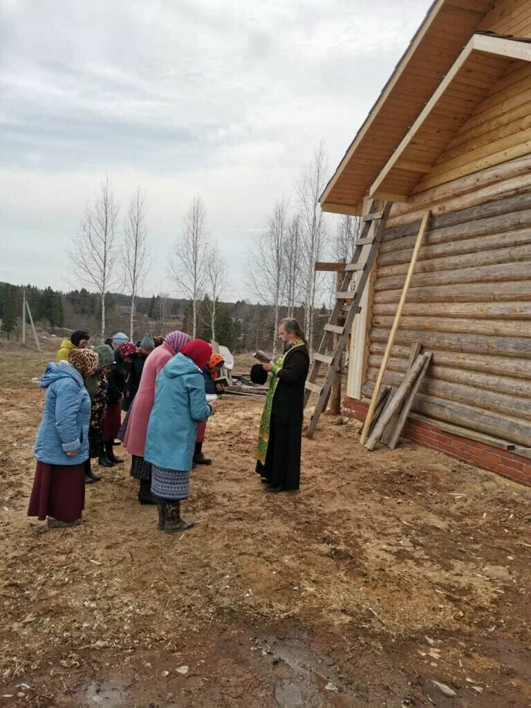 Зюзино шарканский. Зар Вишур Шарканский район. Село Зюзино Шарканский район. Храм в селе Зюзино Шарканский район. Село светлое.