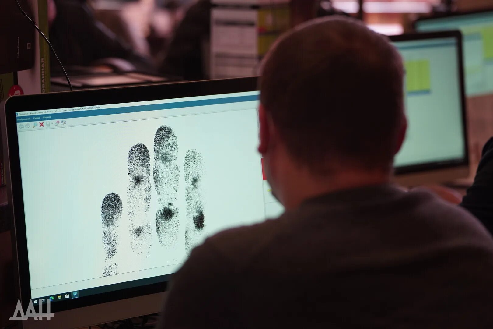 Проблема очередей решение проект. Очередь к врачу. Проблемы очередей. Проблемы очередей. Регистратура в лпу.