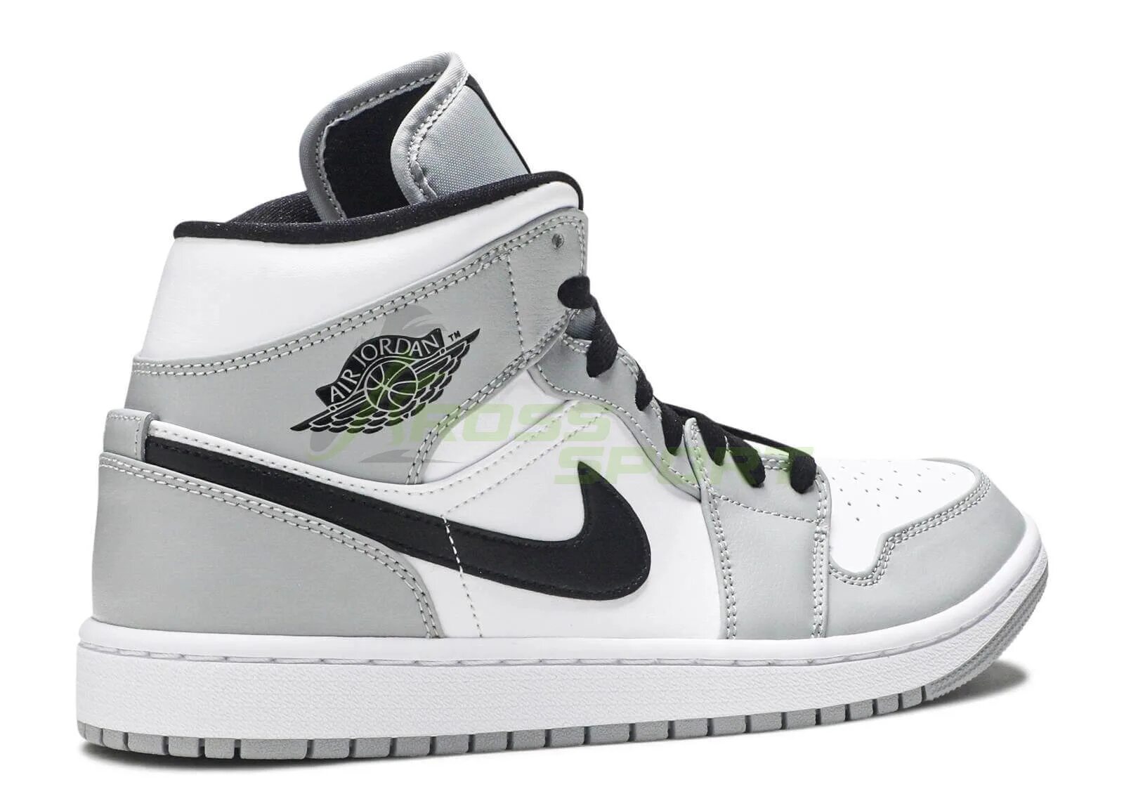 Найки светлые. Nike Air Jordan 1 Mid Light Smoke Grey. Nike Air Jordan 1 Smoke Grey. Nike Jordan 1 Light Smoke Grey. Air Jordan 1 Mid Smoke Grey.