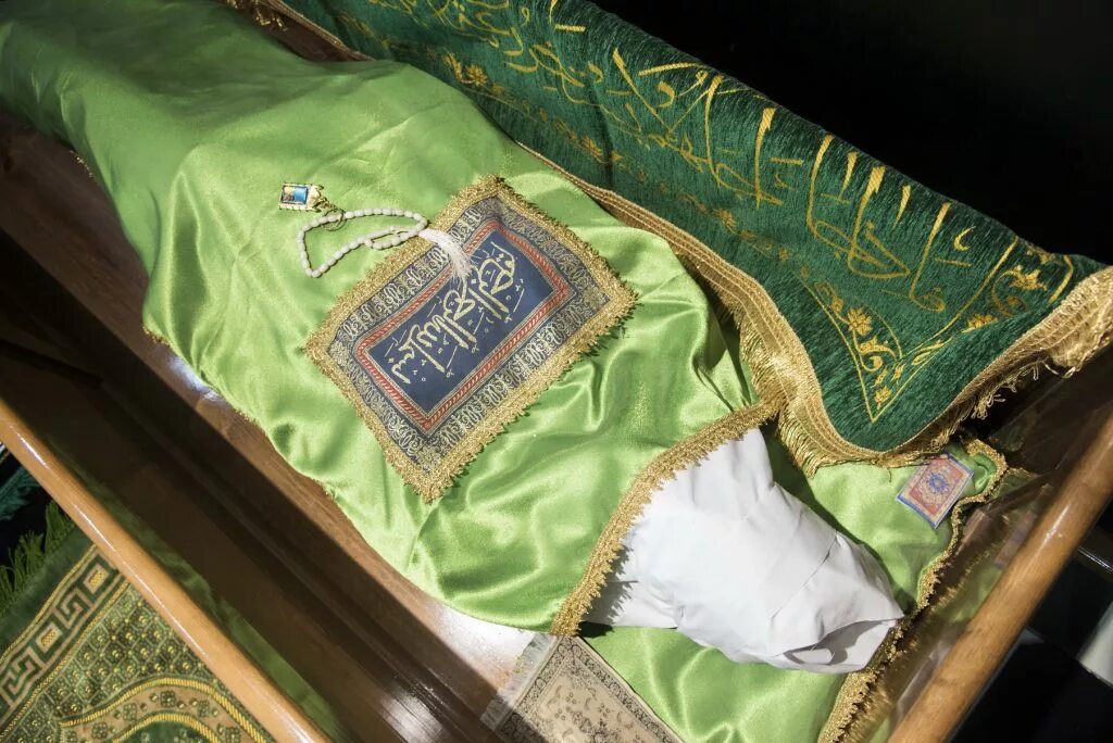 Одеяние умершего