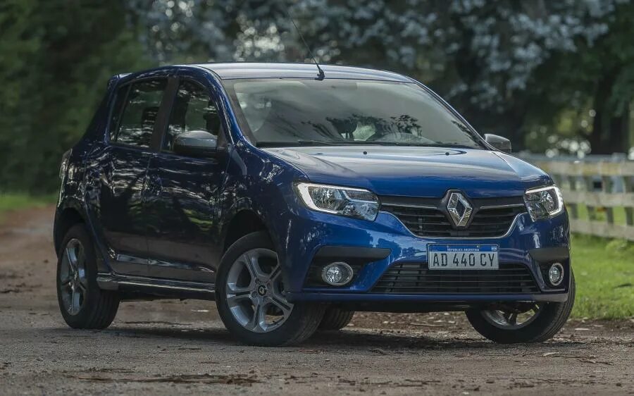 Купить новый Renault Sandero II Рестайлинг Stepway 1.6 MT (82 л.с.) бензин механ