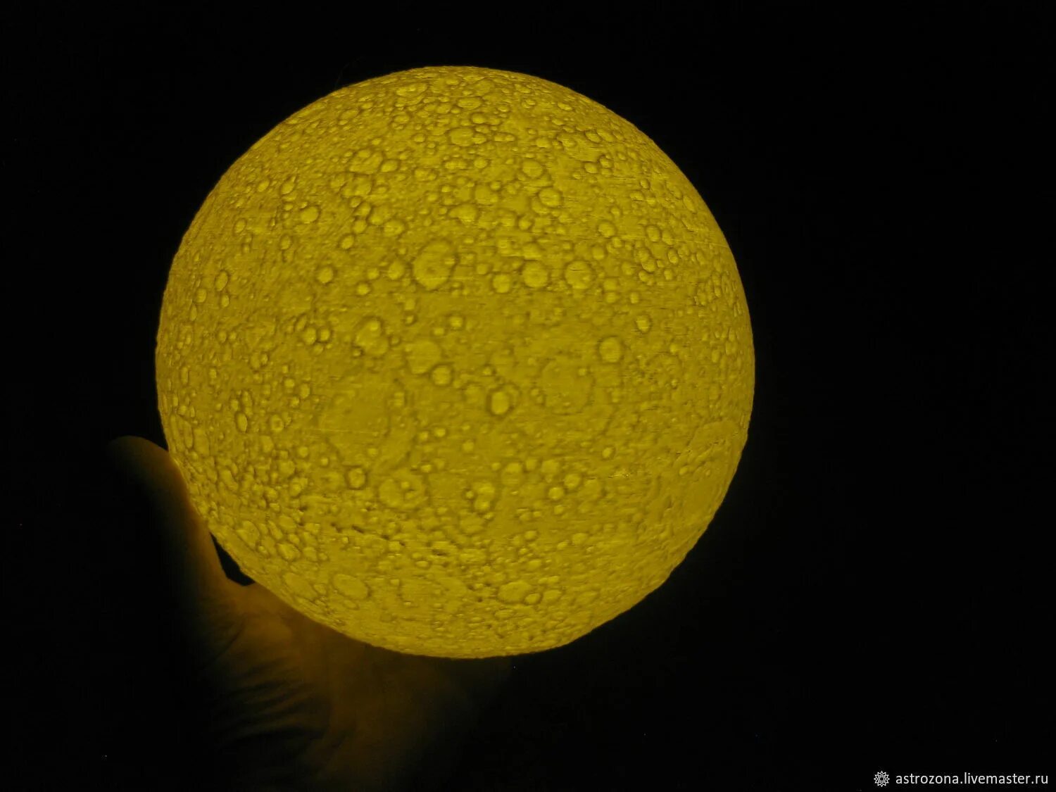Lunar 18