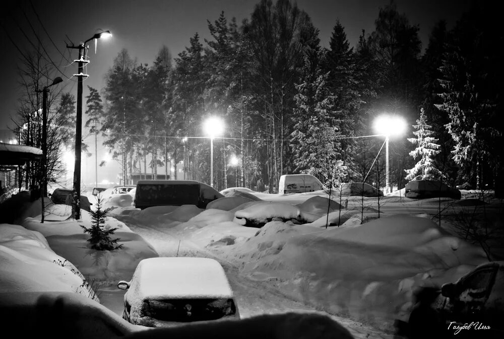 Красивая девушка зима. Девушка в шапке. Взаимность это самое лучшее. Зимой наверное. Зимний мороз.