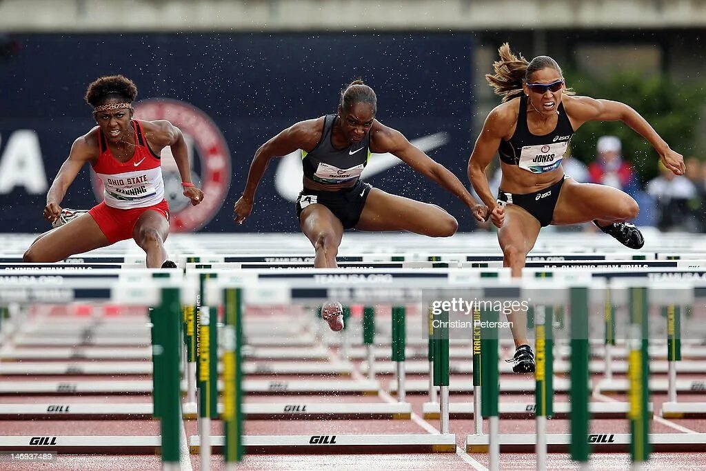 Michelle rogers of the british olympic. Майк к мэннинг фото. Christina manning. Кендра харрисон легкая атлетика. Track & field ii.