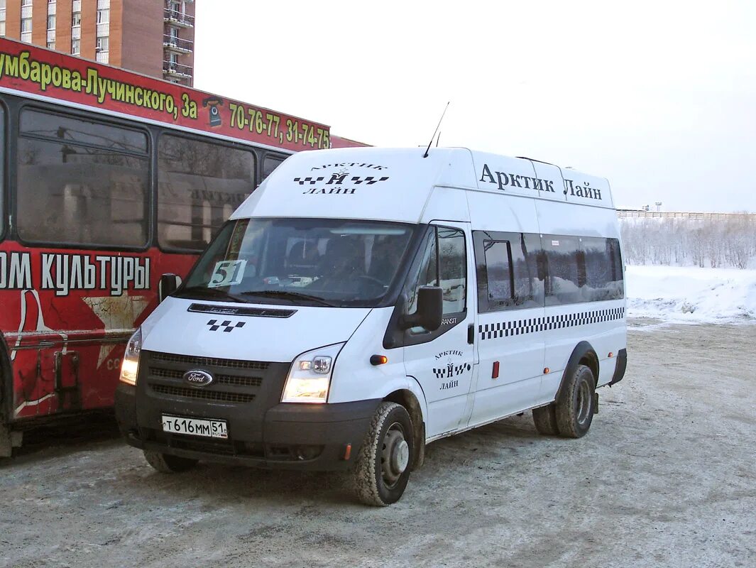 Маршрутные такси мурманска. 224326 Ford Transit. Маршрутный такси Мурманск. Автобус Кандалакша Мурманск. Маршрутное такси Гаджиево Мурманск.