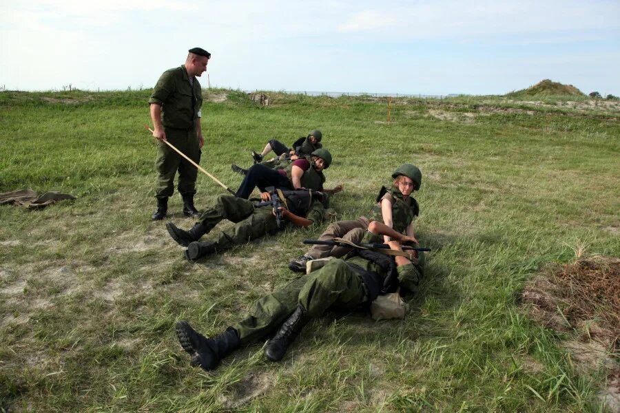 Получена в бою. Эвакуация раненых с поля боя. Розыск раненых на поле боя.