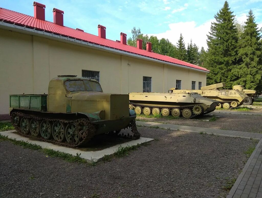 Ленино снегиревский военно исторический. Ленино-Снегиревский военно-исторический музей. Ленино Снегиревский музей музей. Ленино Снегиревский музей Истра. Танковый музей Дедовск.