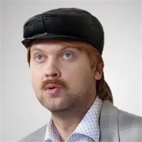 Указан его руководитель лицо