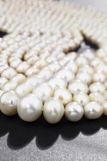 Natural pearl