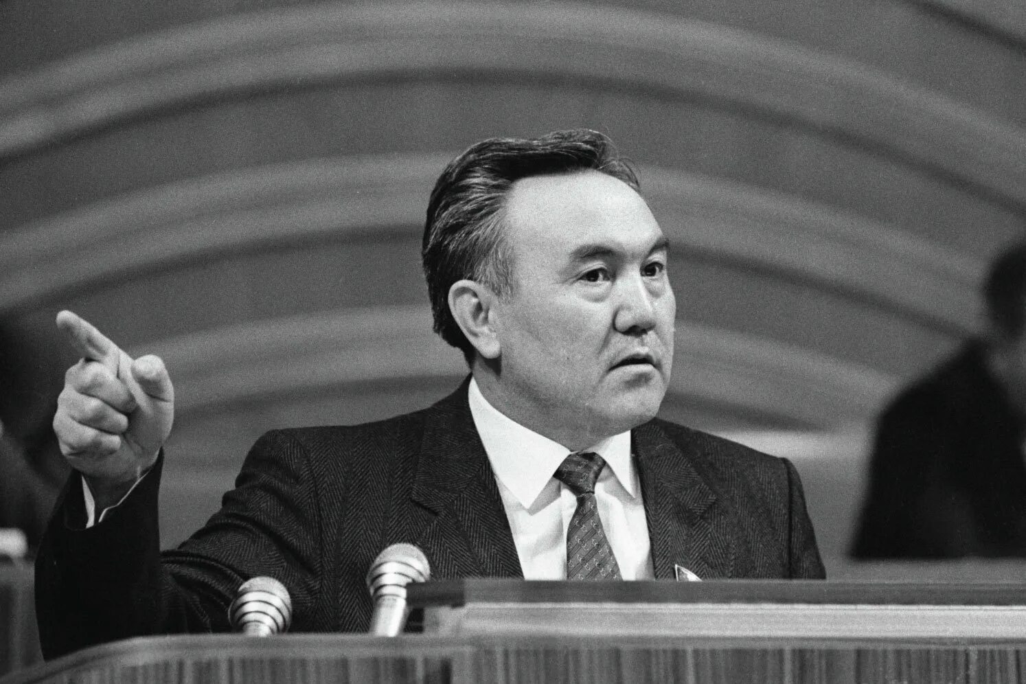 Как звали первого президента. Назарбаев 1989. Нурсултан Абишевич Назарбаев 1991. Нурсултан Назарбаев 1990. Нурсултан Назарбаев 1989.