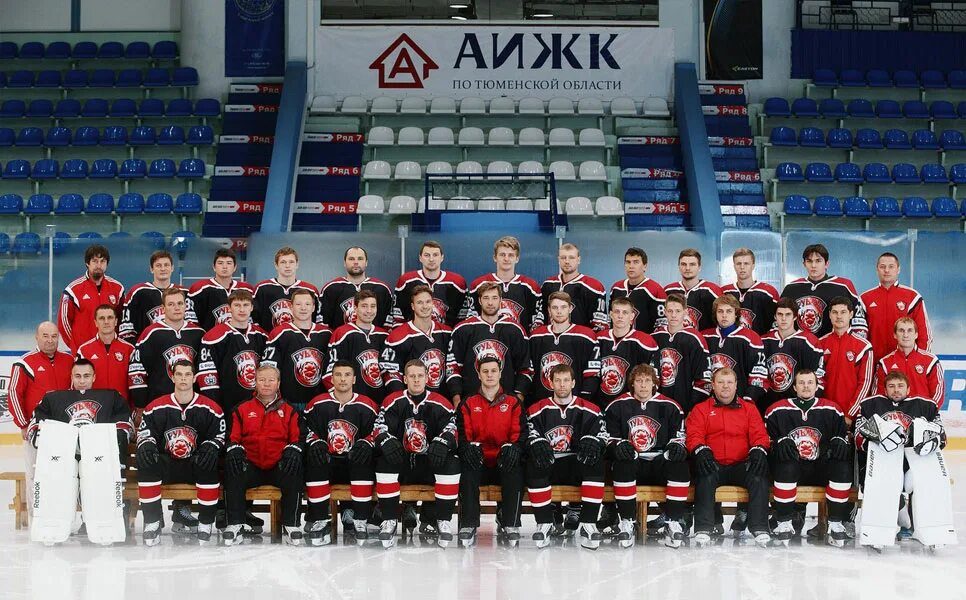 Рубин тюмень состав. Давыдов хк рубин. Александр осипов рубин. Хоккейные команды тюмени. Хоккеисты хк рубин.