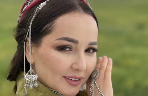 Артқы жағындағы суреттердегі секс