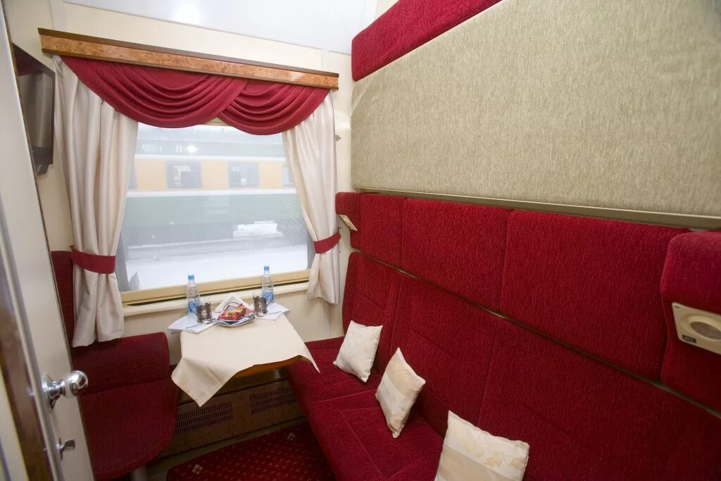 This is what the most luxurious train ride in Russia looks like (PHOTOS) - Russi