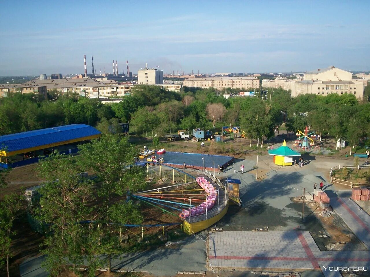 Какой сейчас город орск. Парк Поляничко Орск. Город Орск Центральный парк. Орск парк Поляничко аттракционы. Центральный парк Поляничко Орск.