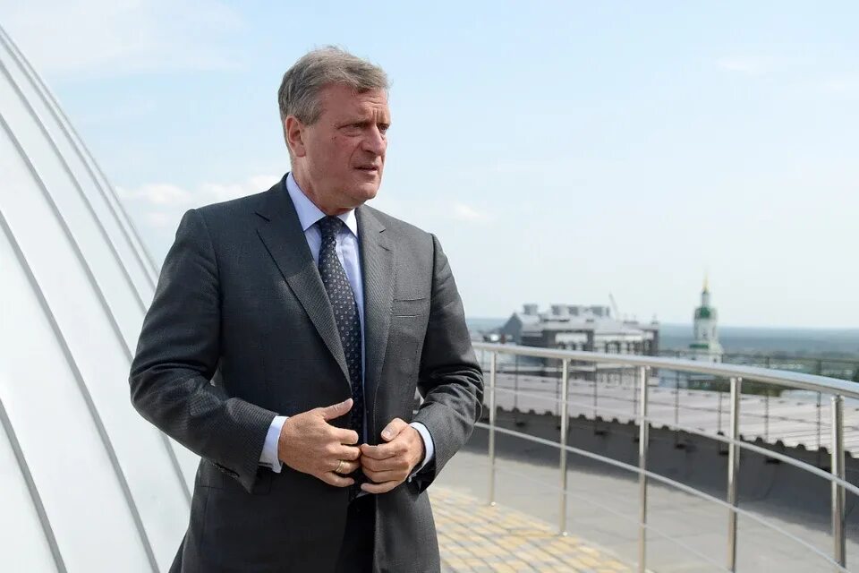Чем занимается бывший губернатор. Чем занимается бывший губернатор