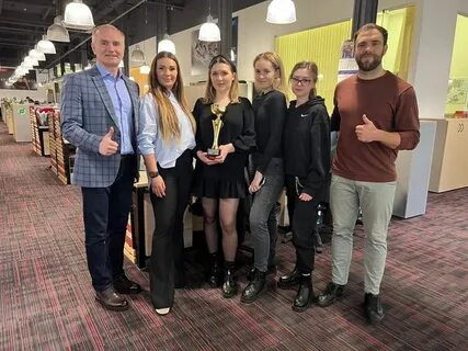 World class владелец